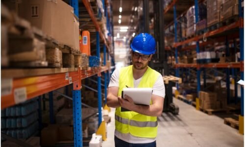 Como as pequenas e médias empresas organizam seus departamentos