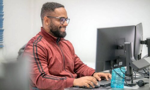 Curso grátis em parceria com o Google no Paraná: 10 mil vagas