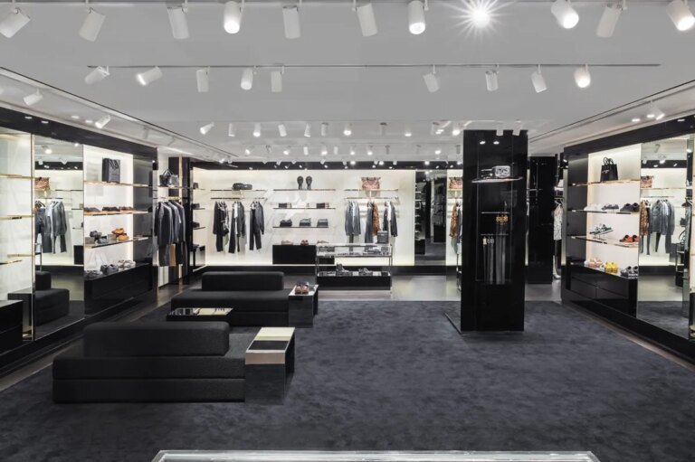 Dolce&Gabbana abre loja maior em Curitiba com mais produtos