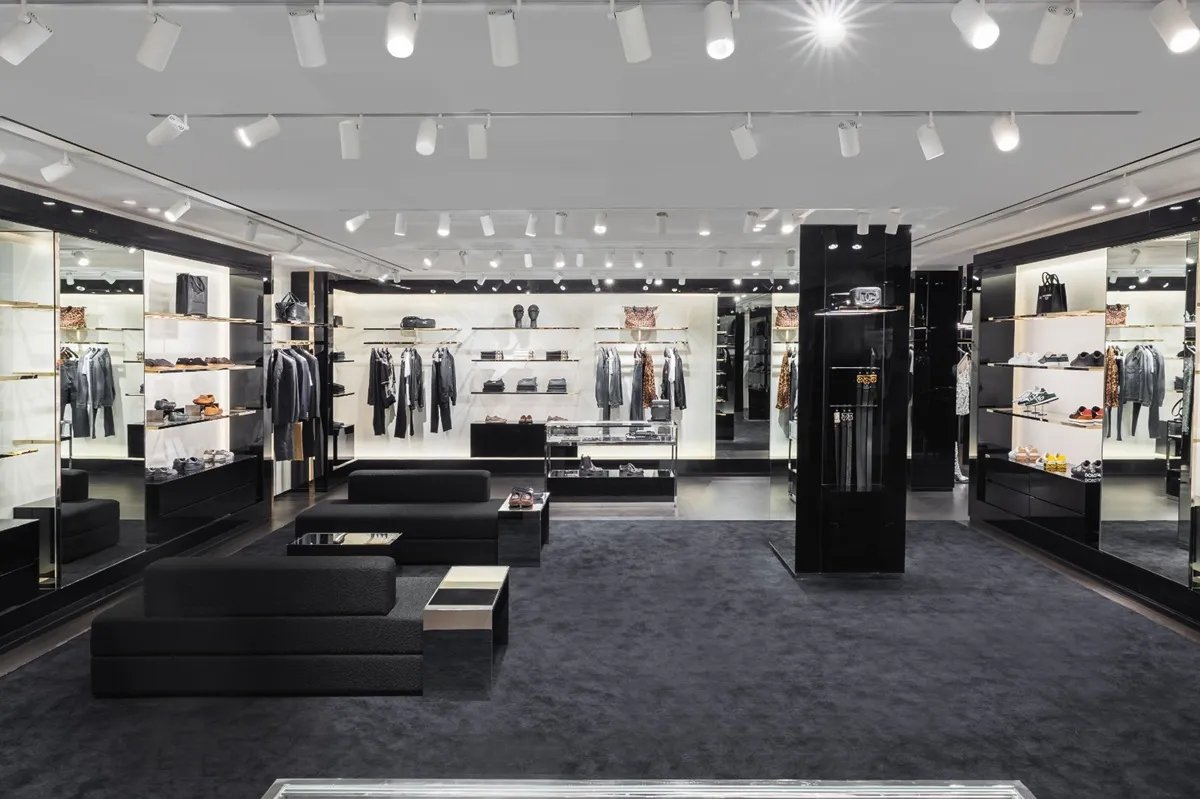 Dolce&Gabbana abre loja maior em Curitiba com mais produtos