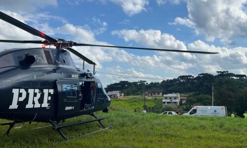 Grave acidente na BR-116 exige resgate aéreo em Quitandinha