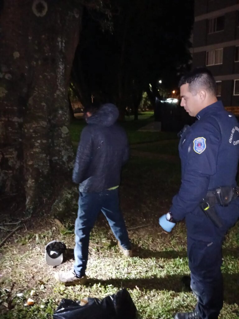 Guarda Municipal prende foragido que tentava furtar fiação no Centro de Curitiba