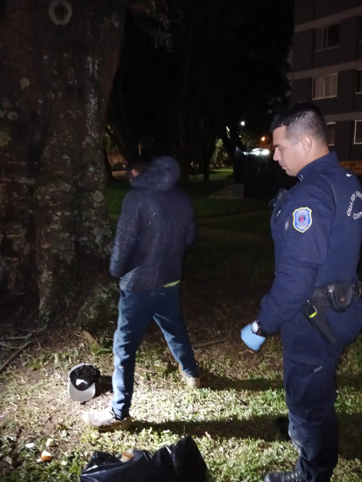 Guarda Municipal prende foragido que tentava furtar fiação no Centro de Curitiba