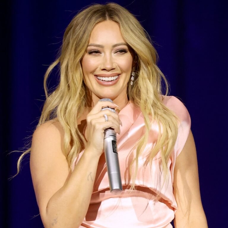 Hilary Duff on Haylie Duff, Parents Estrangements
