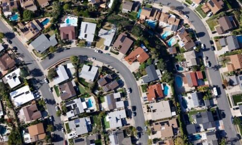 Mortgage rates hit 6% as Iran war spooks bond market traders