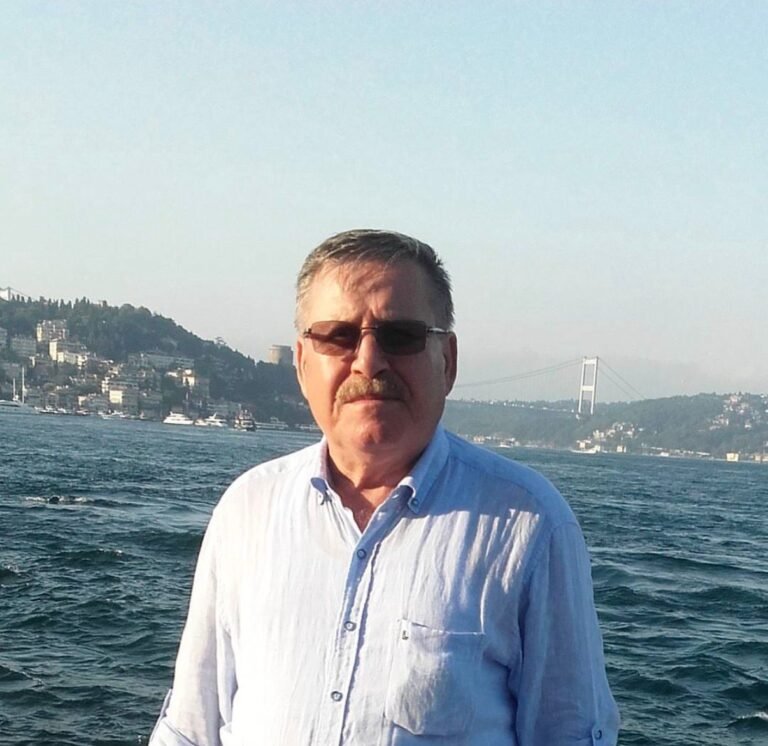 Muğla Eski Milletvekili Zeki Çakıroğlu Vefat Etti! Gözde Çakıroğlu Haberi Etkinlikte Aldı - XBodrum