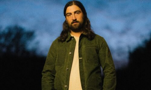 Noah Kahan 'The Great Divide' Tops Alternative Airplay Chart
