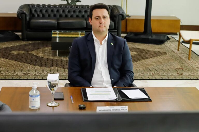 O que levou Ratinho Junior a desistir da candidatura à Presidência