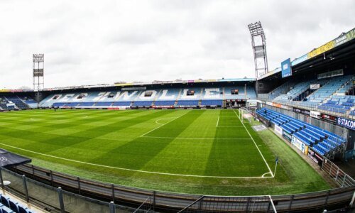 Thumbnail for article: Factcheck: hoe kwetsbaar is Ajax bij spelhervattingen?