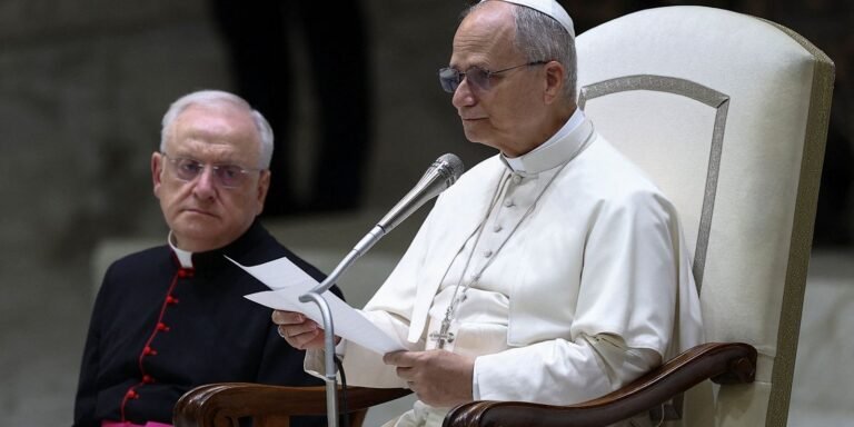 Papa pede diplomacia e fim da espiral de violência no Oriente Médio