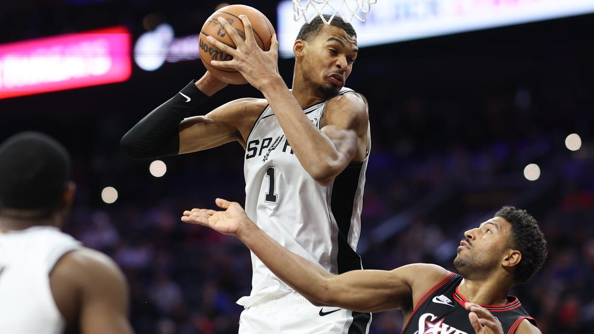 Pistons at Spurs odds, picks and predictions