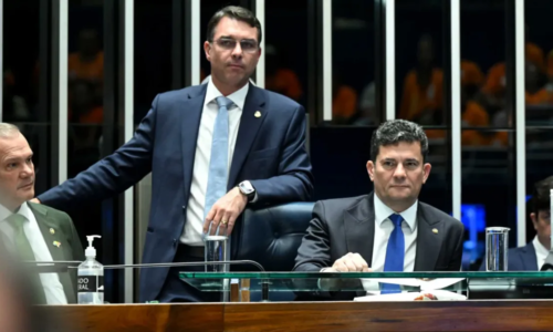 Prefeitos do PL no Paraná articulam saída após chegada de Moro