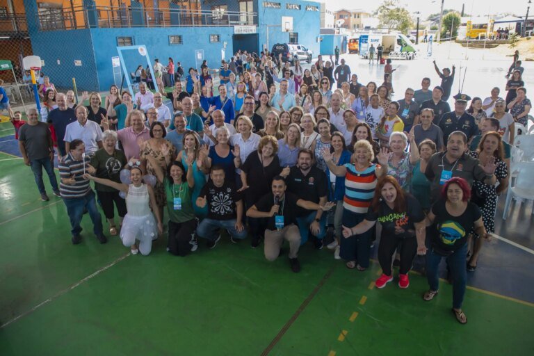 Regional Santa Felicidade celebra aniversário de Curitiba com festa e serviços