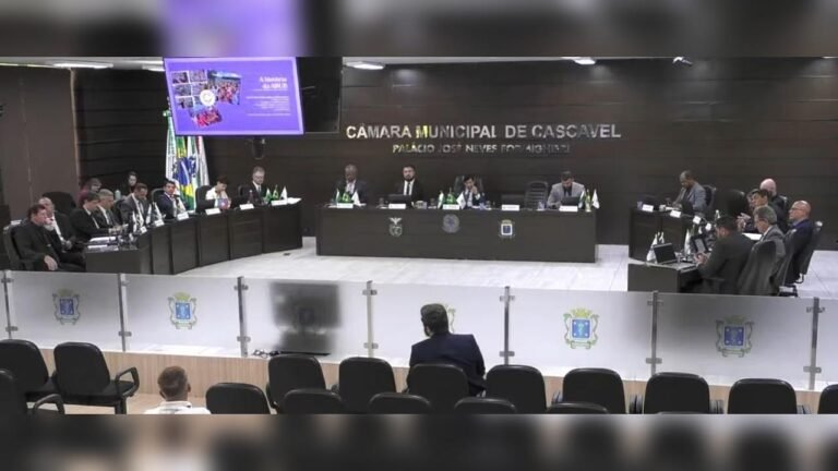 Sessão da Câmara terá votação de projetos sobre celíacos, trânsito e proteção animal nesta terça-feira (24)