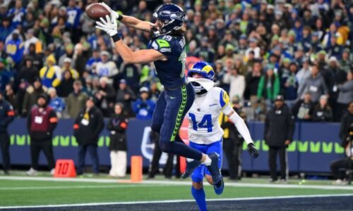 Source: Seahawks match Jaguars' offer sheet to WR Jake Bobo
