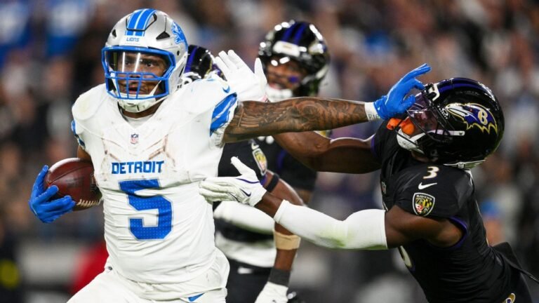 Sources: Texans acquire RB David Montgomery in trade with Lions