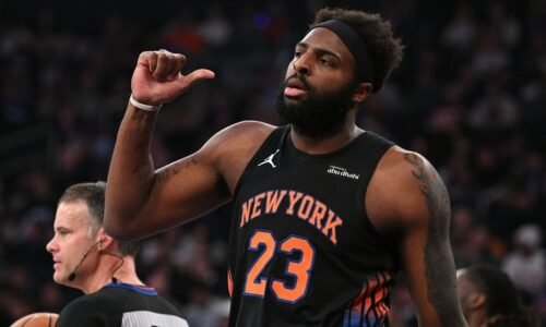 Steve Popper: Knicks' Mitchell Robinson showing leadership in words and deeds