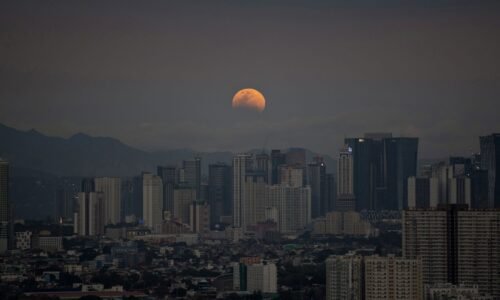 Totality is over — Feast your eyes on the 1st photos of the blood moon total lunar eclipse 2026