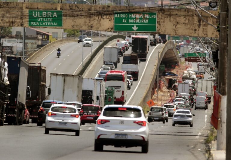 Trânsito da BR-116 terá alterações neste fim de semana em Canoas; confira