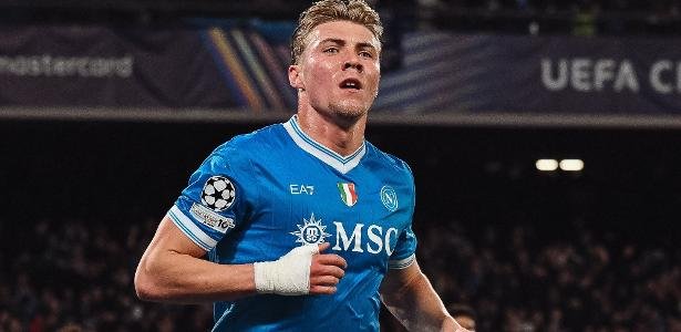 Hojlund anotou o gol da virada do Napoli contra o Chelsea na 8ª rodada da fase de liga da Champions