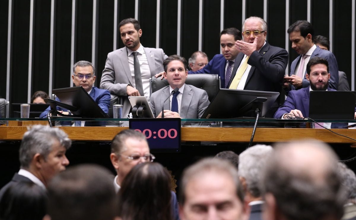 Veja a lista dos deputados que votaram contra a PEC da Segurança Pública – CartaCapital
