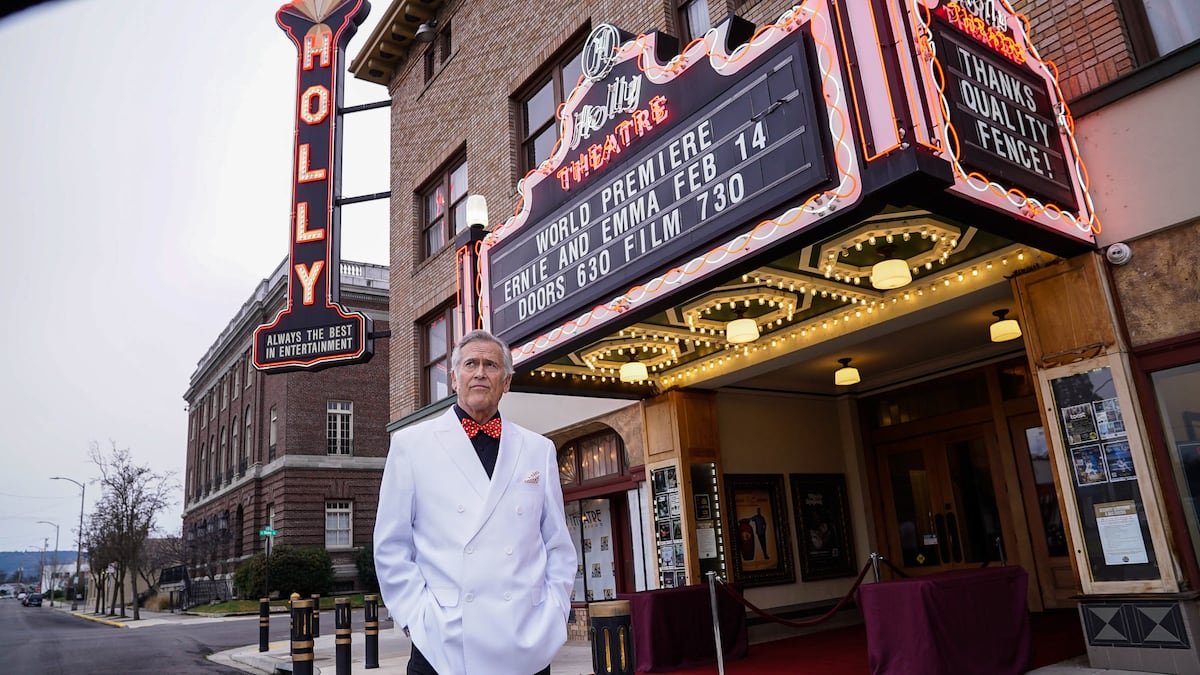 ‘Evil Dead’ star Bruce Campbell pivots genres with Oregon film