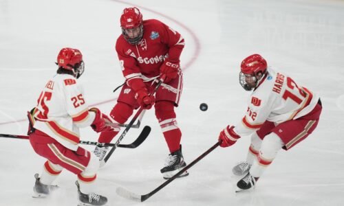 Live updates: Denver vs. Wisconsin in the Frozen Four championship