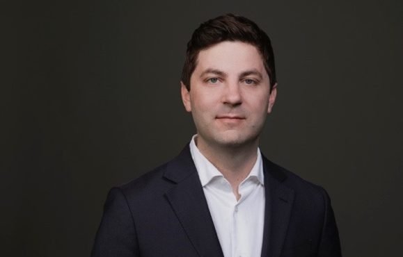 jon-schlosberg-abc-news