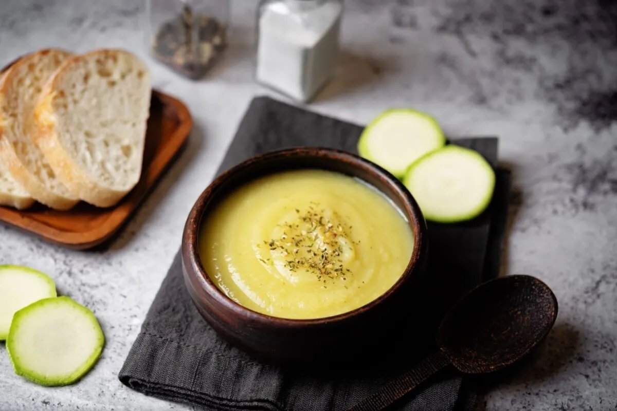 Abobrinha: 7 receitas vegetarianas leves para o jantar