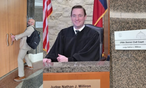 Attorneys rally at Harris County courthouse as viral judge backs down