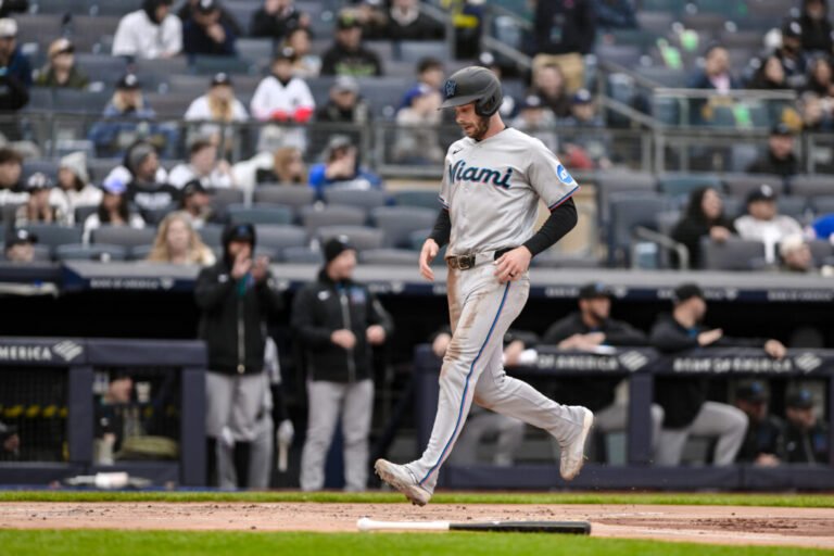 Austin Slater Clears Waivers, Elects Free Agency