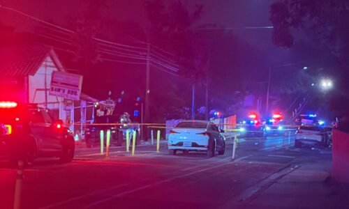 Austin police investigating shooting near 12th and Chicon, Sam's BBQ