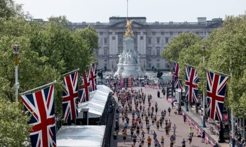 Ballot for 2027 opens as TCS London Marathon runners prepare for warm weather