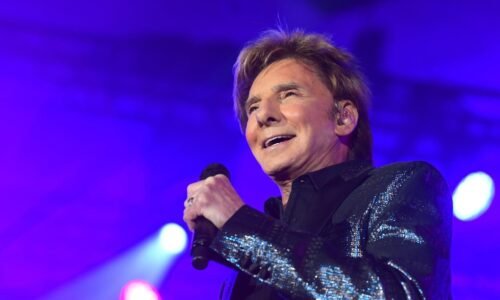 Barry Manilow forced to postpone April concerts