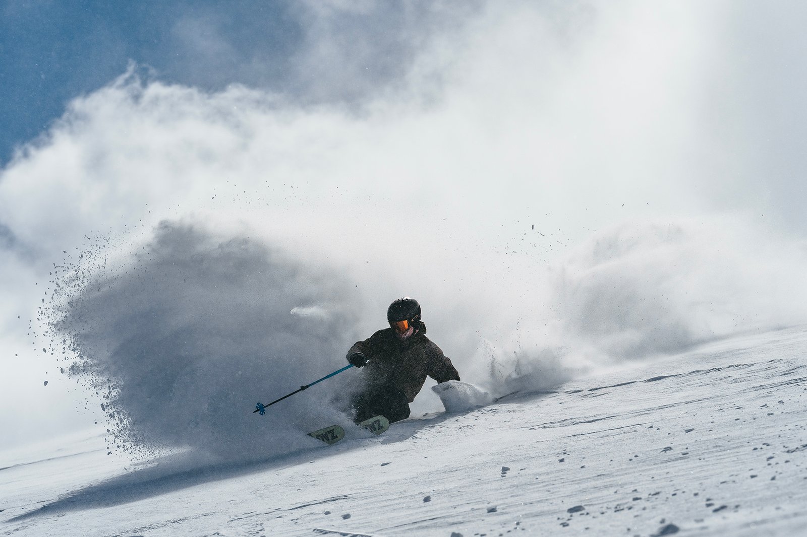 Beloved Mammoth skier dies suddenly in California backcountry