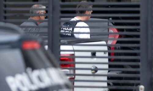 Bolsonaro tem evoluído de 'forma satisfatória', com 'discreta melhora', diz médico ao STF