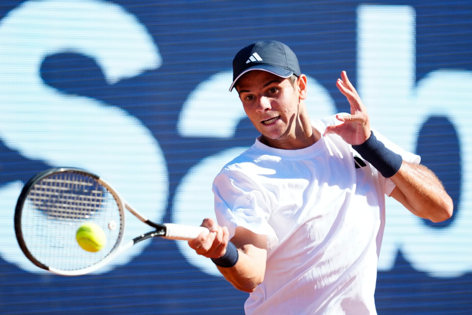 Cameron Norrie - Rafael Jódar en directo I Cuartos de final del Conde de Godó hoy en vivo