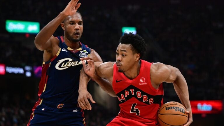 Cleveland Cavs score, injury report, highlights vs Raptors in Game 3