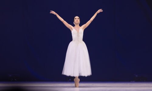 Com Ana Botafogo, Teatro Guaíra tem apresentações do ballet clássico "Giselle"