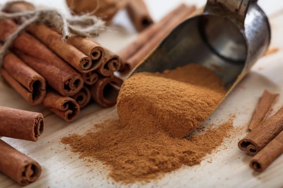 Confira simpatia poderosa com canela para ter mais coragem na vida
