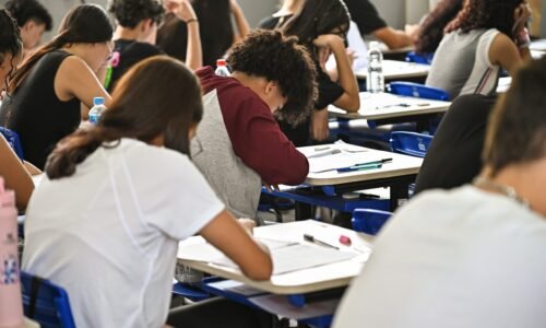 Conheça o calendário do Vestibulinho das Etecs para o segundo semestre de 2026