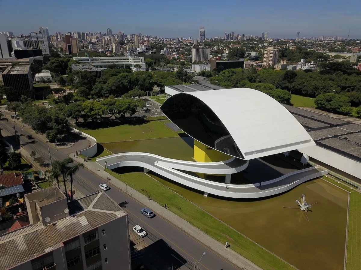 Curitiba recebe festa literária após cancelamento da Bienal do Livro