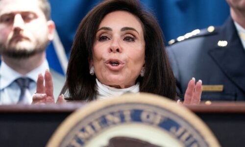 DOJ won't drop Fed probe, will appeal Powell subpoena block: Pirro