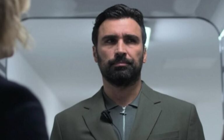 De férias, ator teve só duas semanas para se juntar a drama criminal da BBC · Notícias da TV