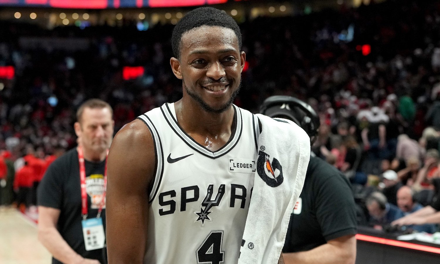 De'Aaron Fox Makes The Game Fun For The Spurs