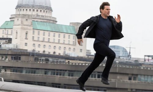 Does Tom Cruise Have Good Running Form In His Movies?