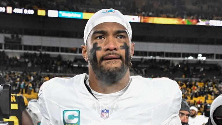 Miami Dolphins quarterback Tua Tagovailoa