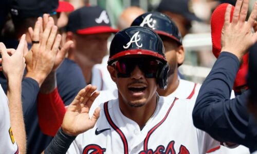 Dubón to be in center field with Harris II, White out