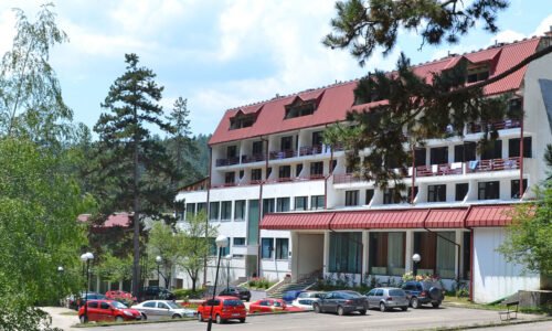 Education Union of Montenegro Ends Cooperation with “Vilina Vlas”