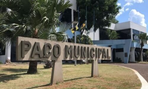 Ex-prefeito de Quedas do Iguaçu e sobrinho são condenados por nepotismo
